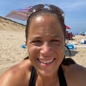 Meet your Posher, Rebecca